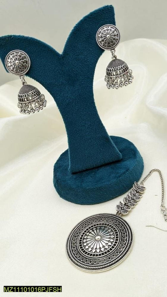 Antique Jhumka Earrings With Bindi